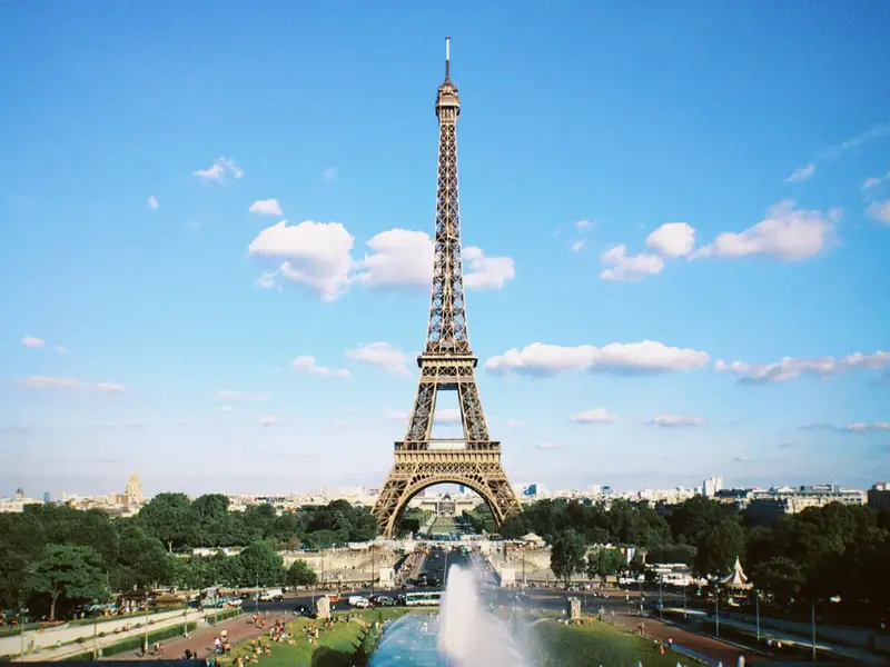 Eiffel Tower overlooking the Trocadéro gardens in Paris, France